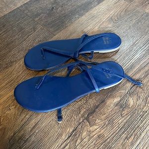 Women’s sandals